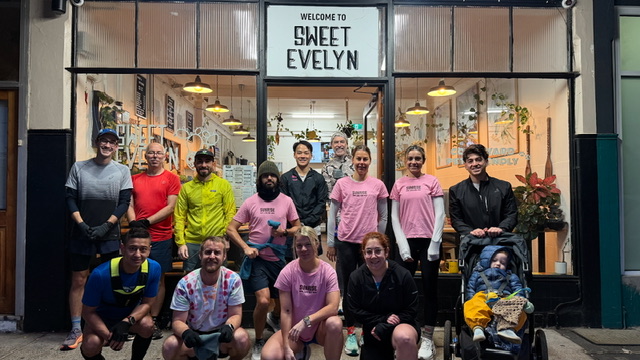 Sunrise Long Run group photo
