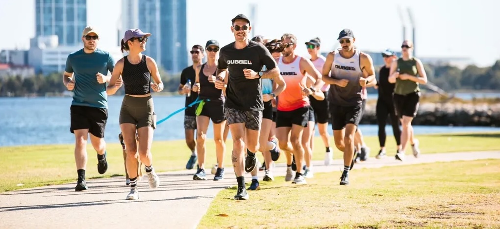DUBBEL Run Club group photo