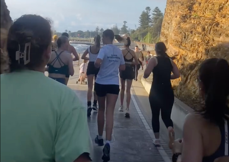 Just Another Run Club Wollongong group photo