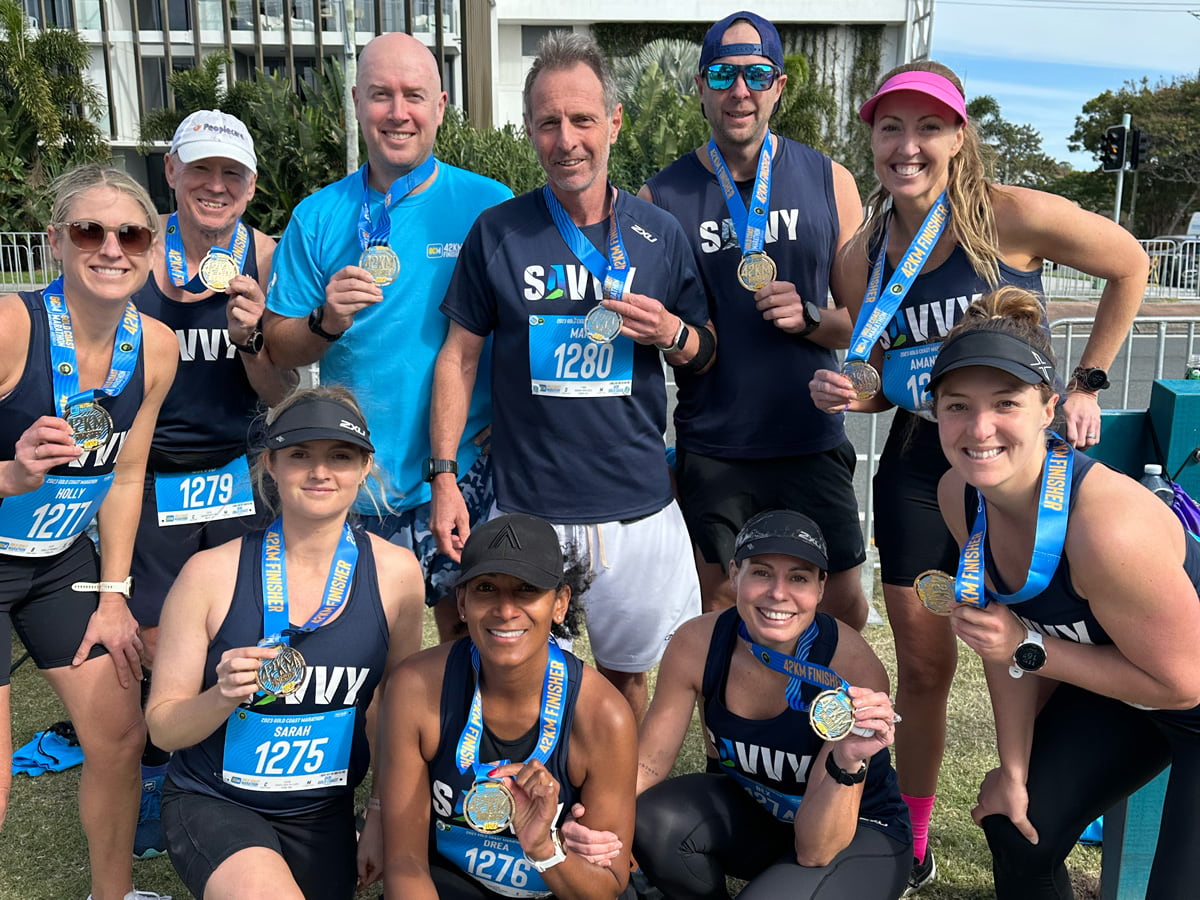 The Savvy Runner group photo